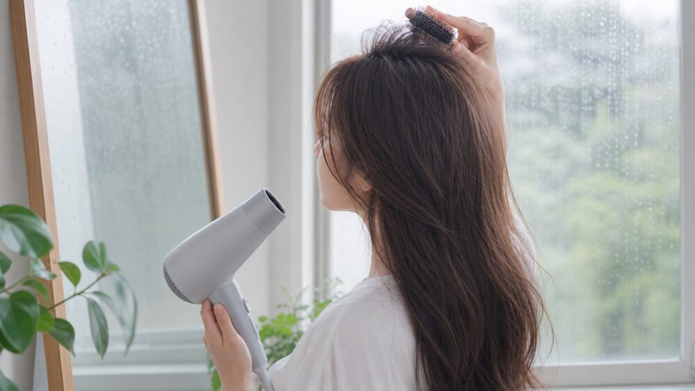 【まず結論】梅雨でも髪をぺたんとさせない7つの方法｜美容師が実践する順番