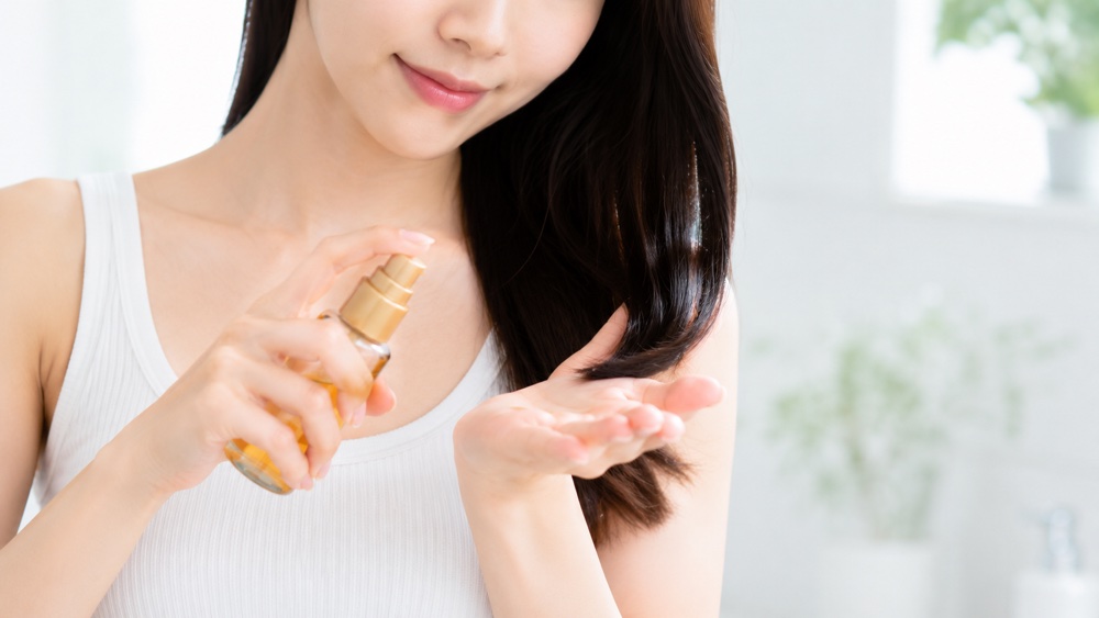 アイロン前に使うヘアケアアイテム