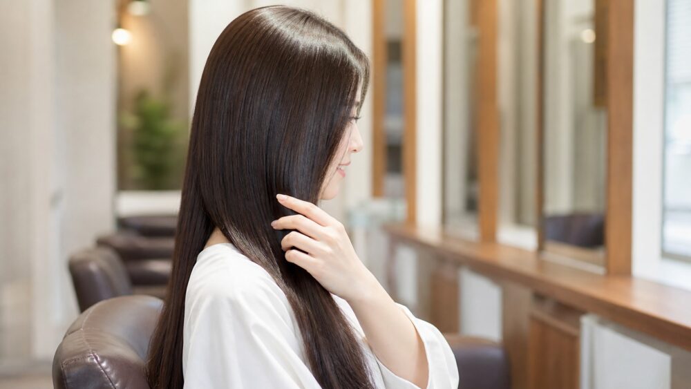コスパよく仕上がったつやのストレートヘア