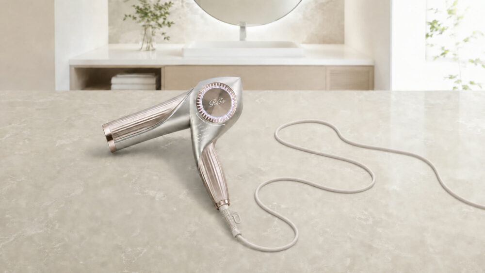 ReFa BEAUTECH DRYER BX Wを洗面台に置いた様子