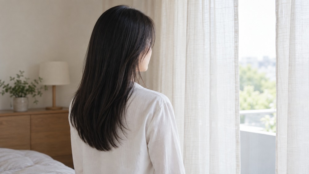 巻かずに乾かした髪の自然なまとまりのイメージ